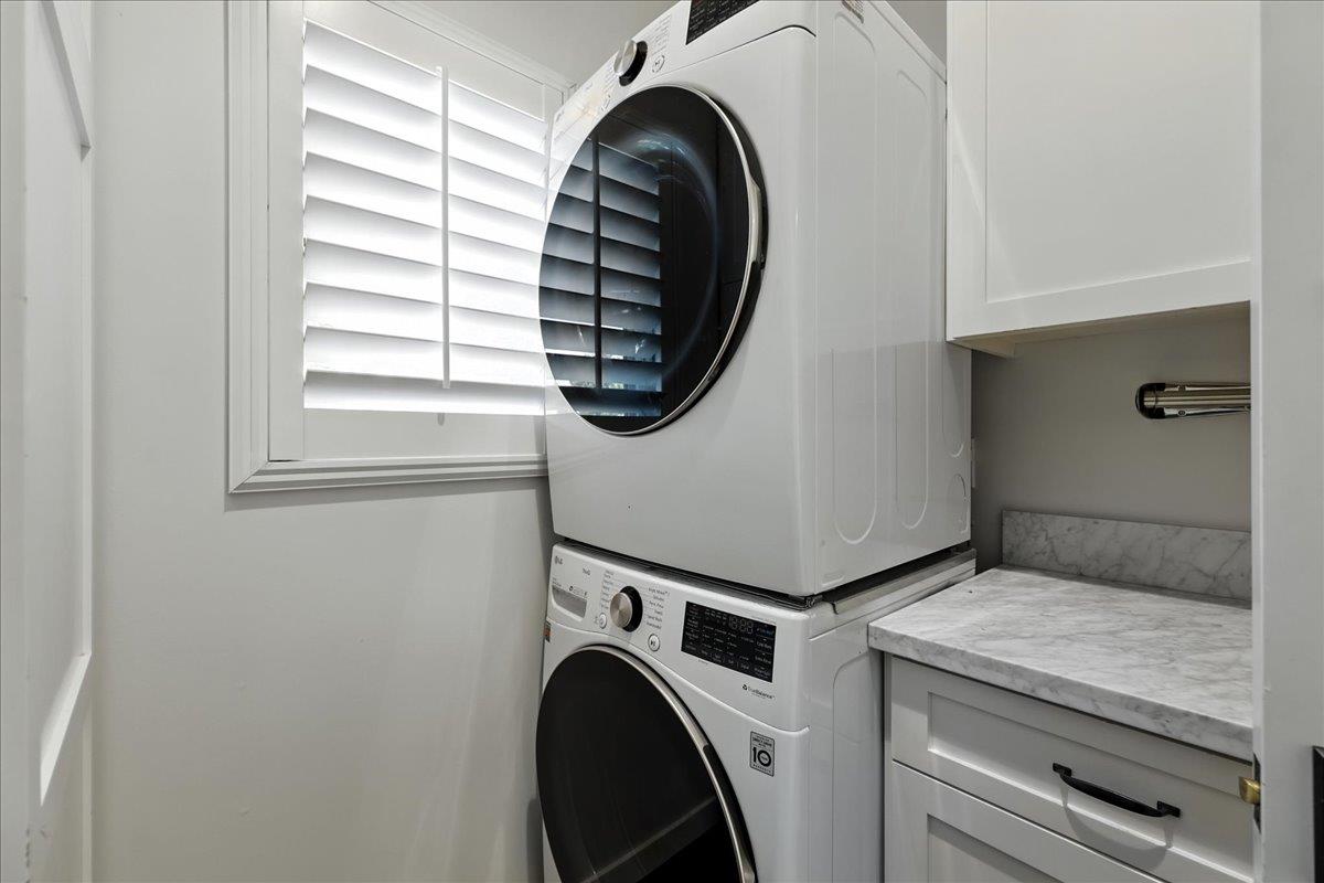 Detail Gallery Image 58 of 117 For 650 Ardis Ave, San Jose,  CA 95117 - 6 Beds | 4/1 Baths
