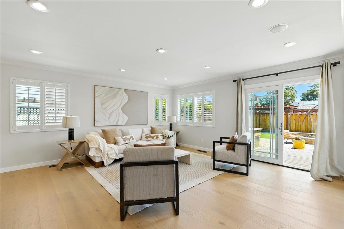 Detail Gallery Image 6 of 117 For 650 Ardis Ave, San Jose,  CA 95117 - 6 Beds | 4/1 Baths