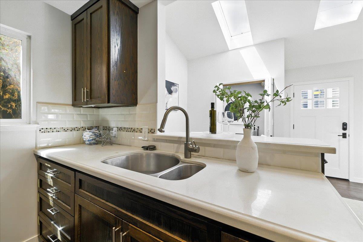 Detail Gallery Image 71 of 117 For 650 Ardis Ave, San Jose,  CA 95117 - 6 Beds | 4/1 Baths