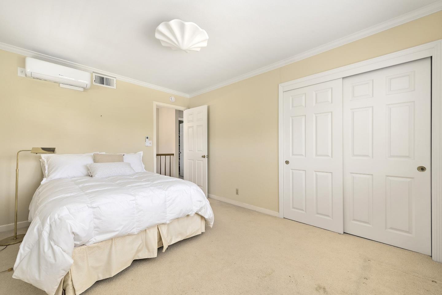 Detail Gallery Image 16 of 35 For 770 Mora Dr, Los Altos,  CA 94024 - 4 Beds | 2/1 Baths