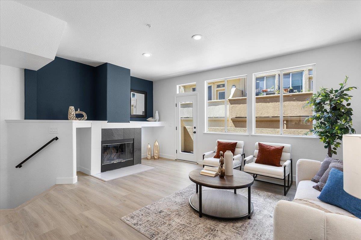 Detail Gallery Image 12 of 37 For 1690 Civic Center Dr #402,  Santa Clara,  CA 95050 - 2 Beds | 2/1 Baths