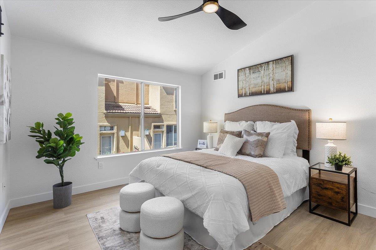 Detail Gallery Image 20 of 37 For 1690 Civic Center Dr #402,  Santa Clara,  CA 95050 - 2 Beds | 2/1 Baths
