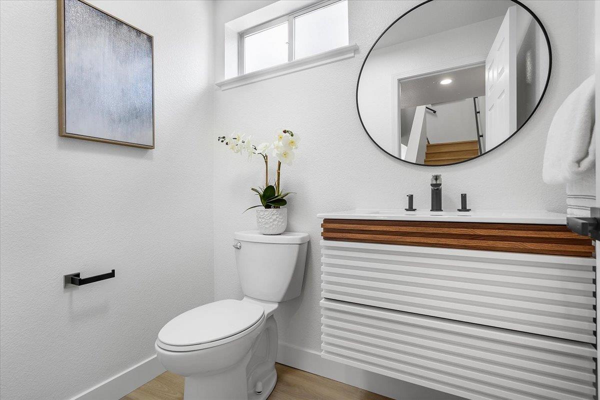 Detail Gallery Image 24 of 37 For 1690 Civic Center Dr #402,  Santa Clara,  CA 95050 - 2 Beds | 2/1 Baths