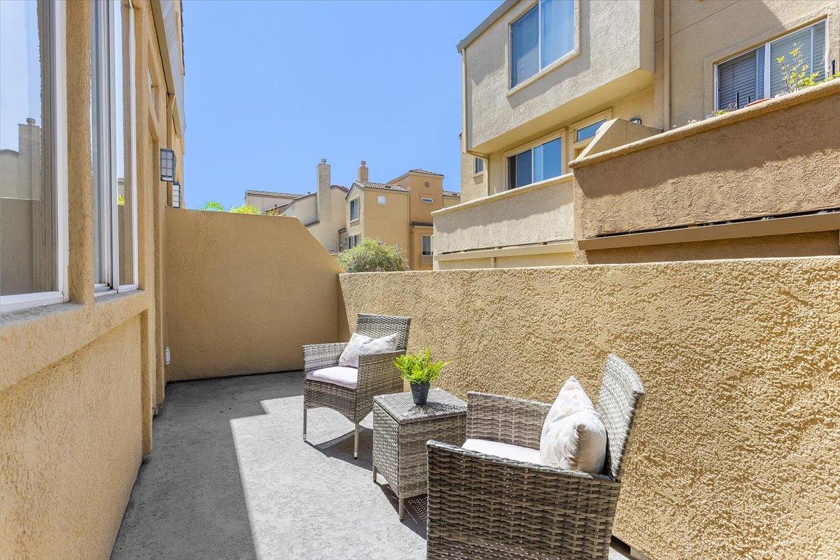 Detail Gallery Image 29 of 37 For 1690 Civic Center Dr #402,  Santa Clara,  CA 95050 - 2 Beds | 2/1 Baths
