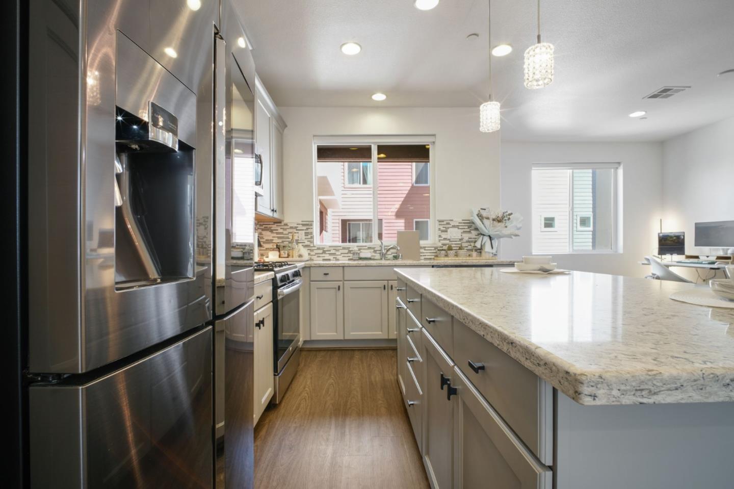Detail Gallery Image 12 of 34 For 323 Flinder Pl, San Jose,  CA 95123 - 3 Beds | 2/2 Baths