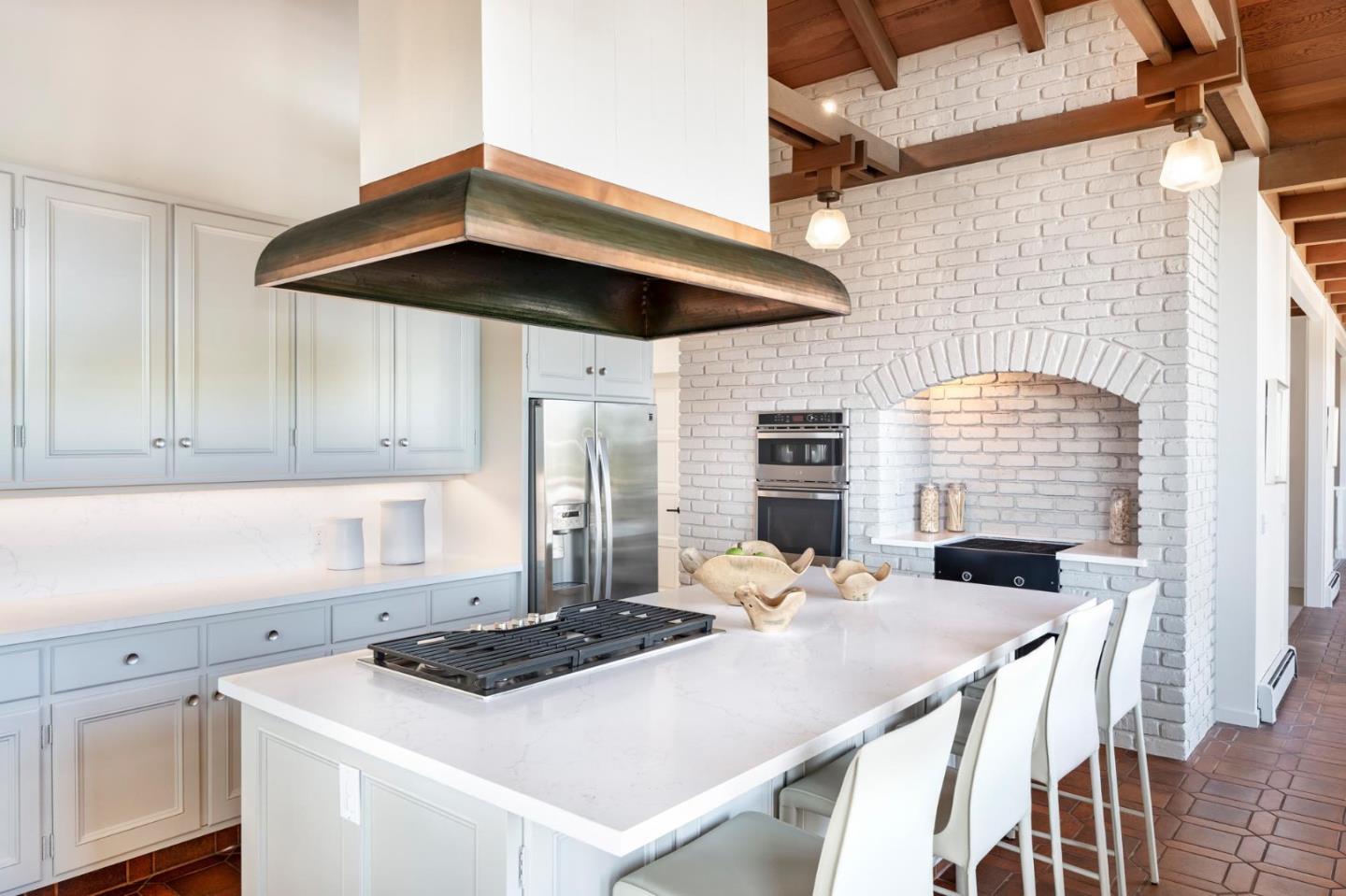 Detail Gallery Image 10 of 36 For 940 Hayne Rd, Hillsborough,  CA 94010 - 4 Beds | 4/1 Baths