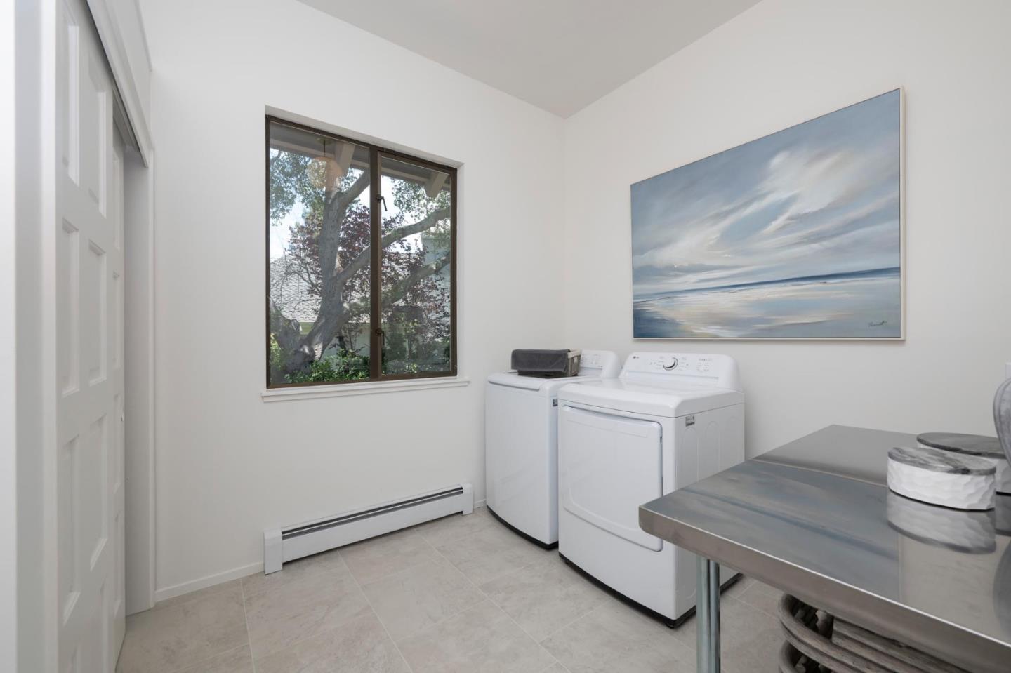 Detail Gallery Image 24 of 36 For 940 Hayne Rd, Hillsborough,  CA 94010 - 4 Beds | 4/1 Baths