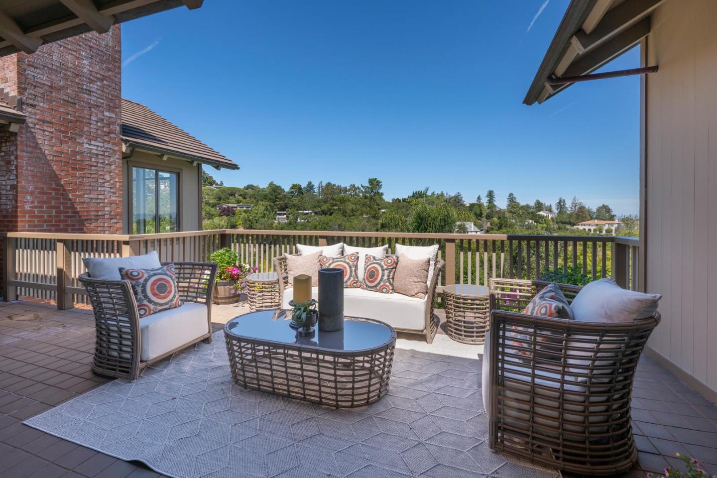 Detail Gallery Image 32 of 36 For 940 Hayne Rd, Hillsborough,  CA 94010 - 4 Beds | 4/1 Baths