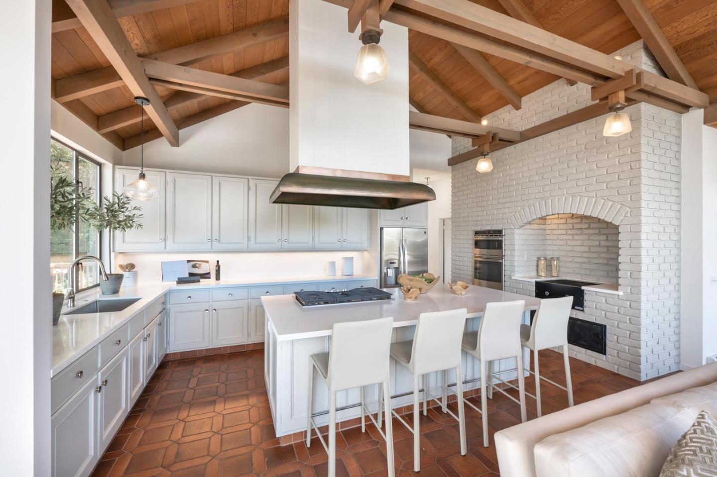 Detail Gallery Image 9 of 36 For 940 Hayne Rd, Hillsborough,  CA 94010 - 4 Beds | 4/1 Baths