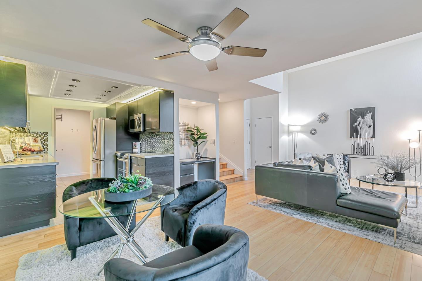 Detail Gallery Image 13 of 36 For 7378 Tulare Hill Dr, San Jose,  CA 95139 - 2 Beds | 2/1 Baths