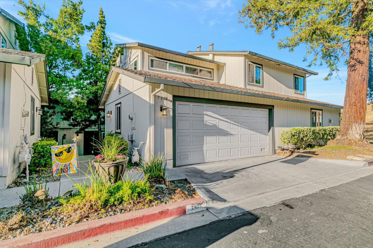 Detail Gallery Image 2 of 36 For 7378 Tulare Hill Dr, San Jose,  CA 95139 - 2 Beds | 2/1 Baths