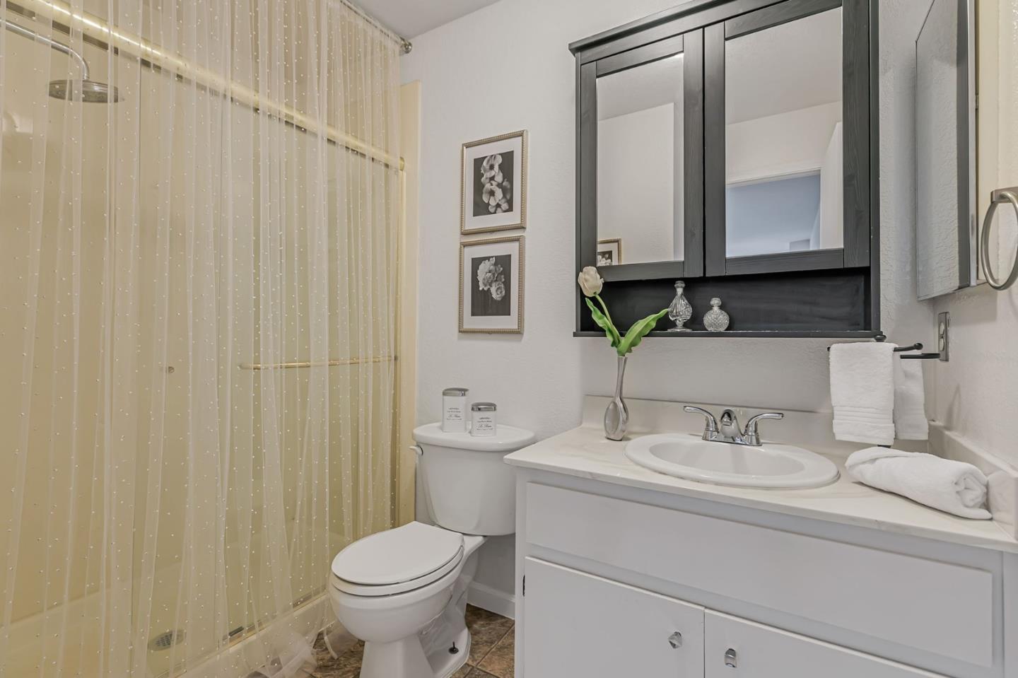 Detail Gallery Image 27 of 36 For 7378 Tulare Hill Dr, San Jose,  CA 95139 - 2 Beds | 2/1 Baths
