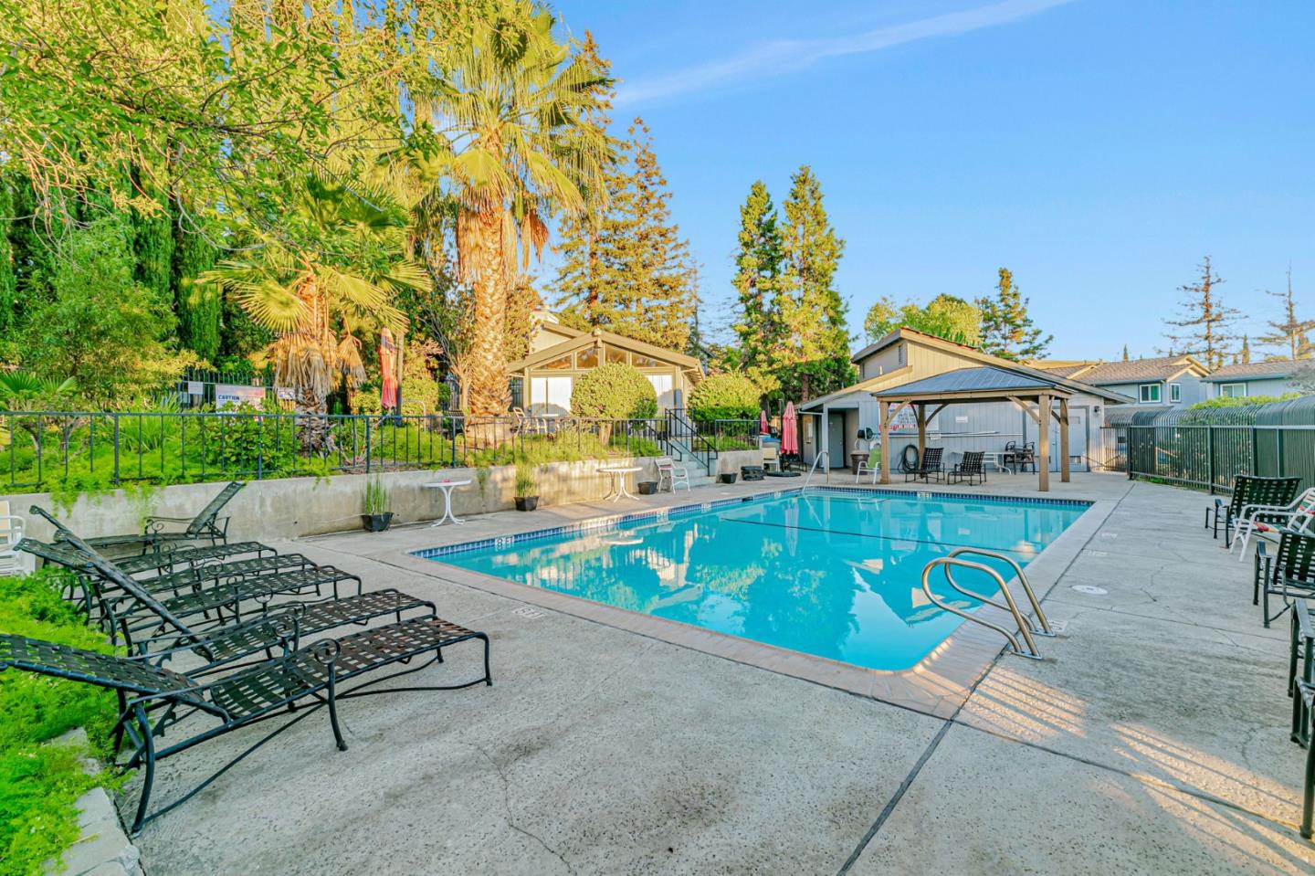 Detail Gallery Image 34 of 36 For 7378 Tulare Hill Dr, San Jose,  CA 95139 - 2 Beds | 2/1 Baths