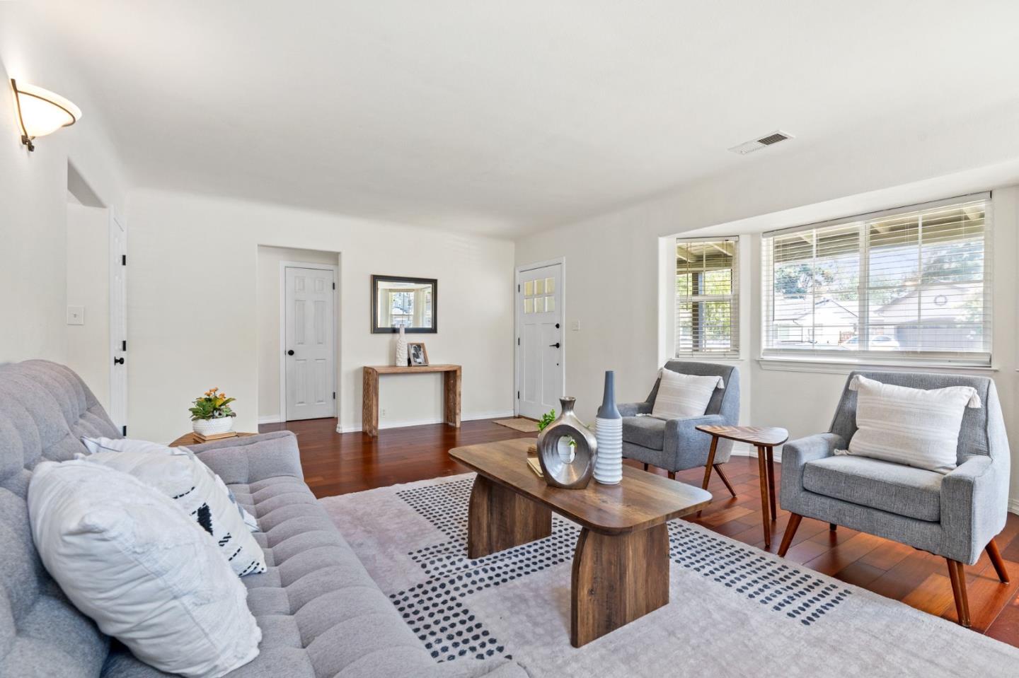 Detail Gallery Image 9 of 55 For 501 Minnesota Ave, San Jose,  CA 95125 - 4 Beds | 2/1 Baths