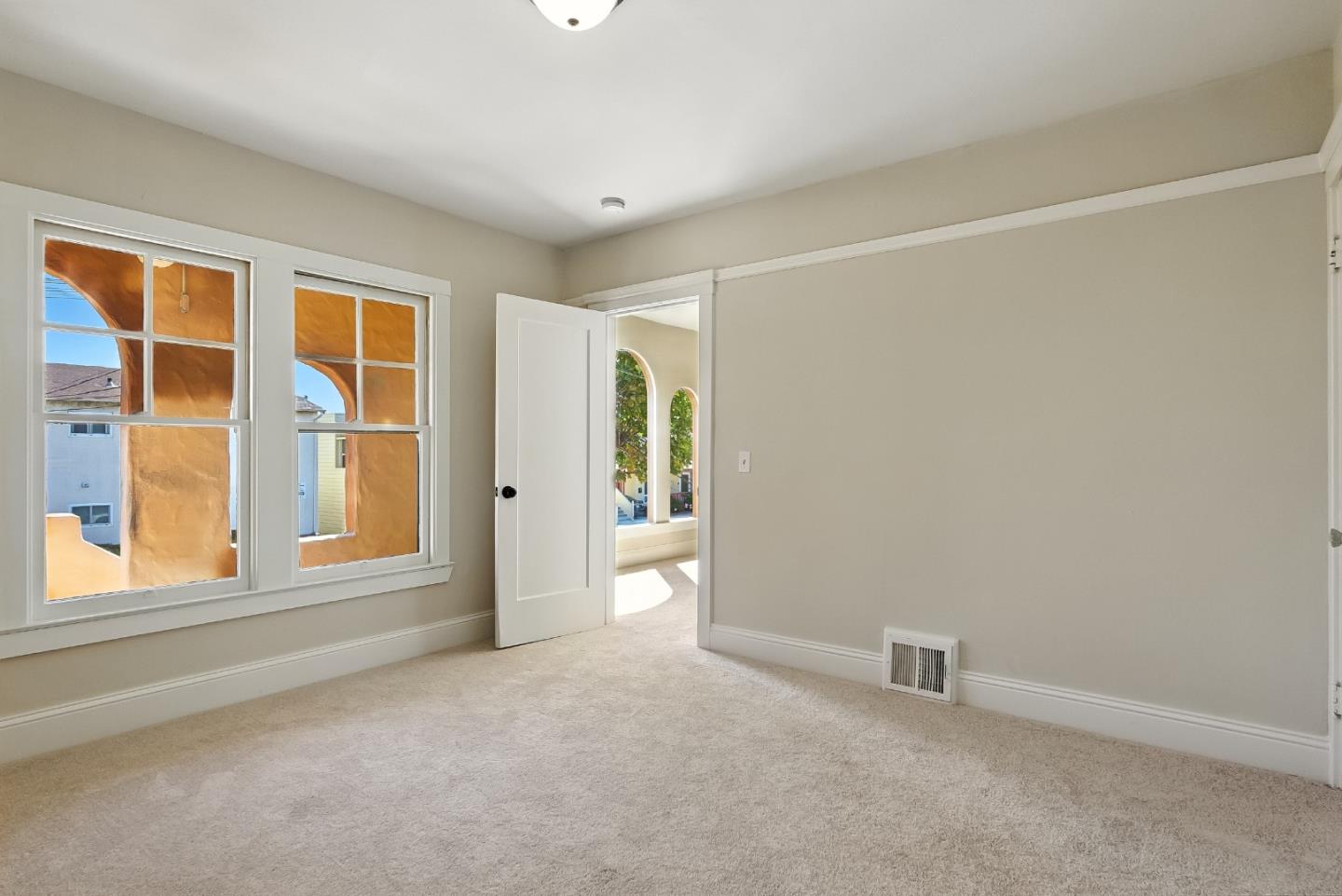 Detail Gallery Image 13 of 25 For 551 Green Ave, San Bruno,  CA 94066 - 2 Beds | 1 Baths