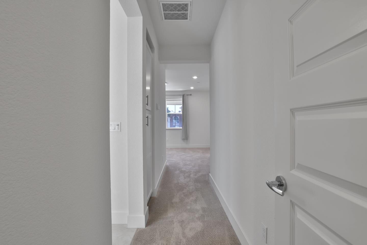 Detail Gallery Image 21 of 29 For 1435 El Camino Real, Santa Clara,  CA 95050 - 4 Beds | 3/1 Baths