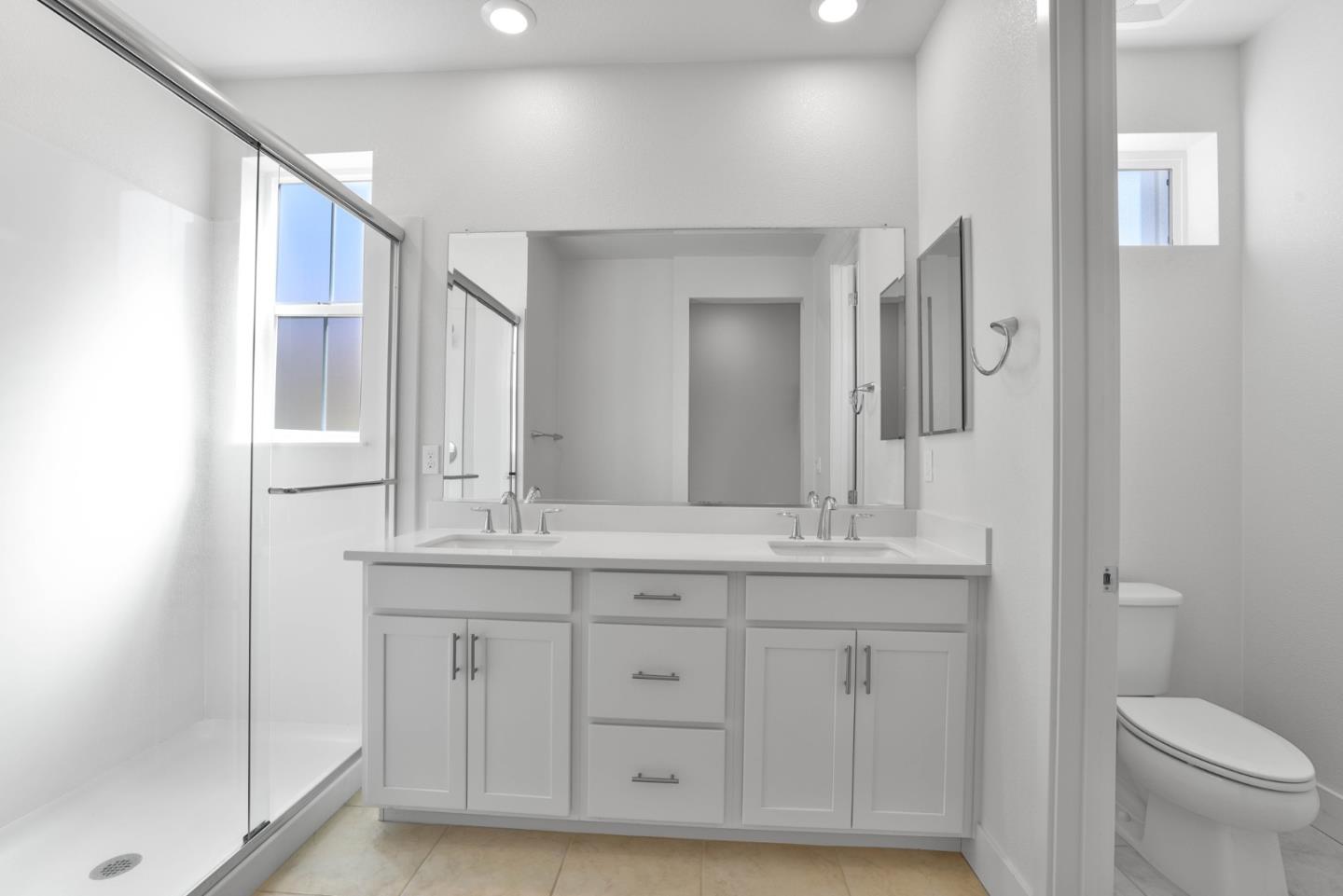 Detail Gallery Image 22 of 29 For 1435 El Camino Real, Santa Clara,  CA 95050 - 4 Beds | 3/1 Baths