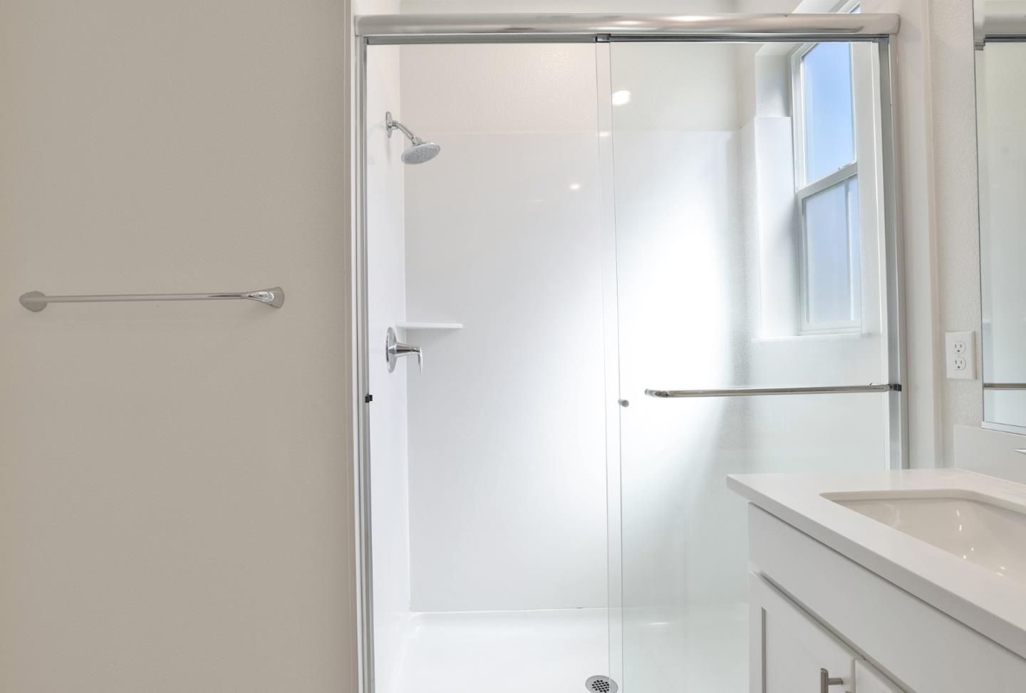 Detail Gallery Image 23 of 29 For 1435 El Camino Real, Santa Clara,  CA 95050 - 4 Beds | 3/1 Baths