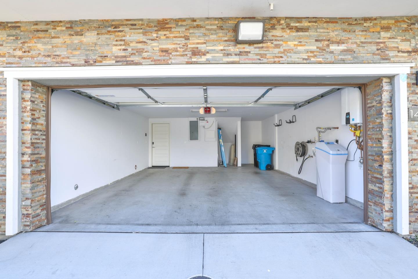 Detail Gallery Image 27 of 29 For 1435 El Camino Real, Santa Clara,  CA 95050 - 4 Beds | 3/1 Baths