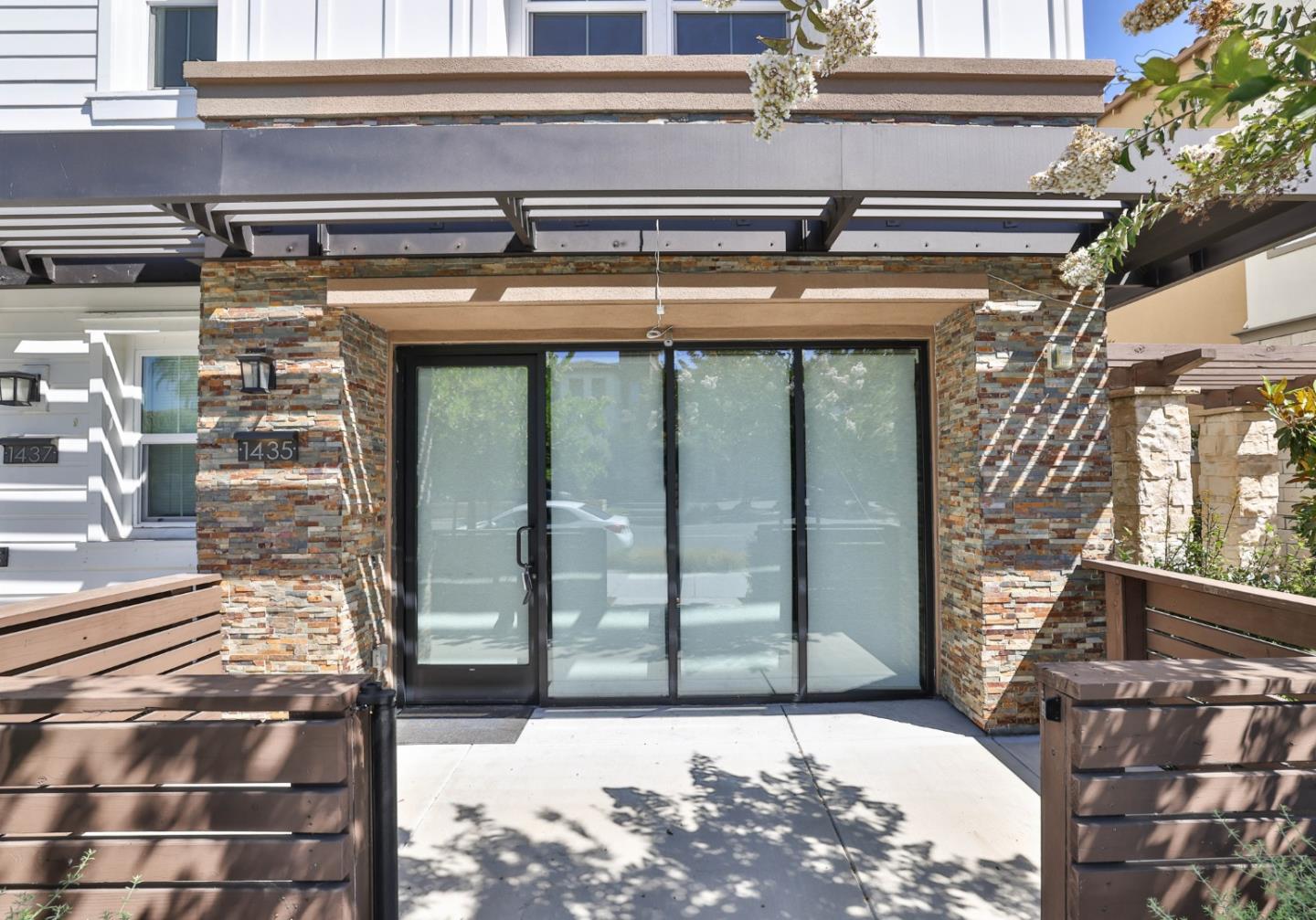 Detail Gallery Image 3 of 29 For 1435 El Camino Real, Santa Clara,  CA 95050 - 4 Beds | 3/1 Baths