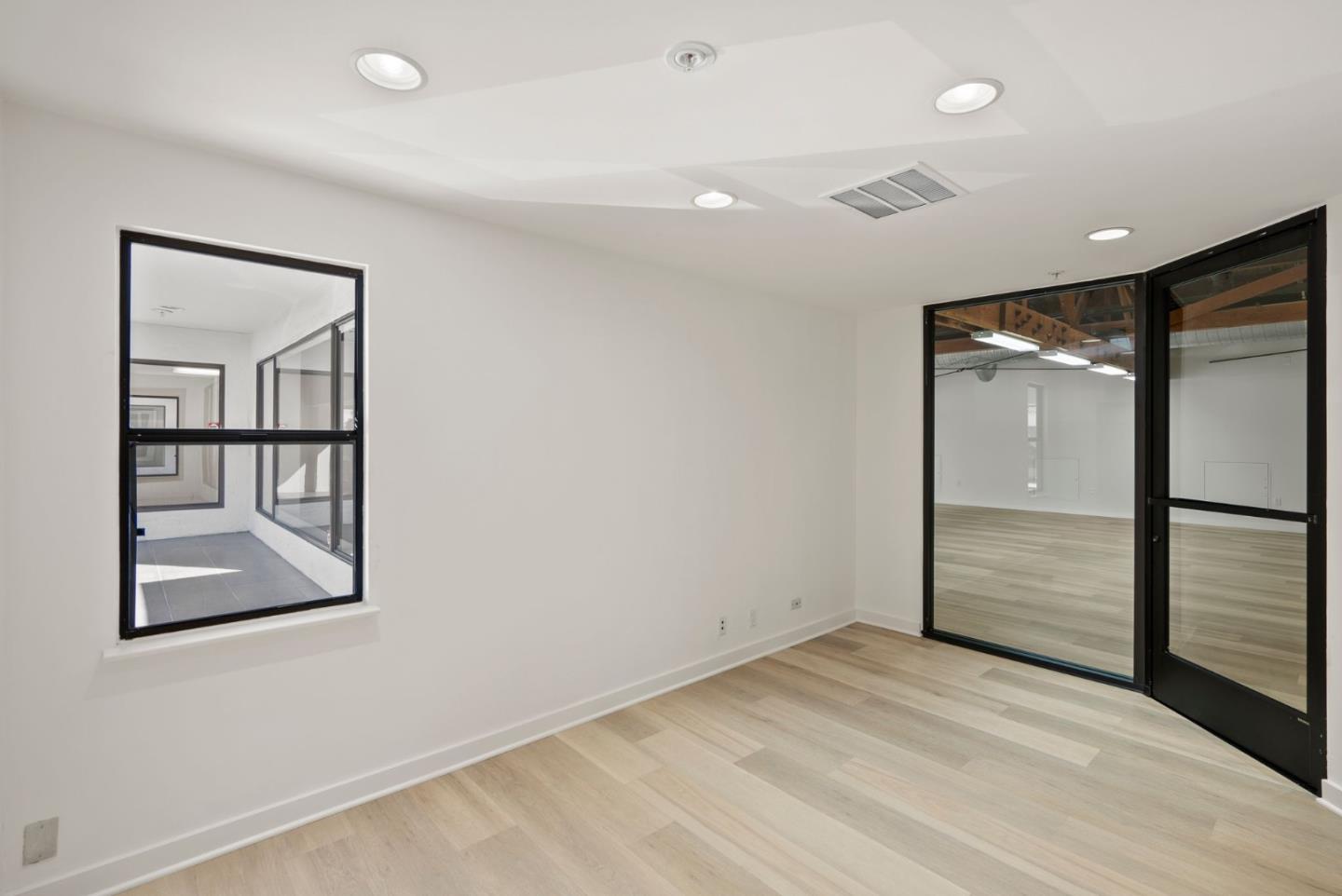 Detail Gallery Image 44 of 60 For 560 Waverley St, Palo Alto,  CA 94301 - – Beds | – Baths