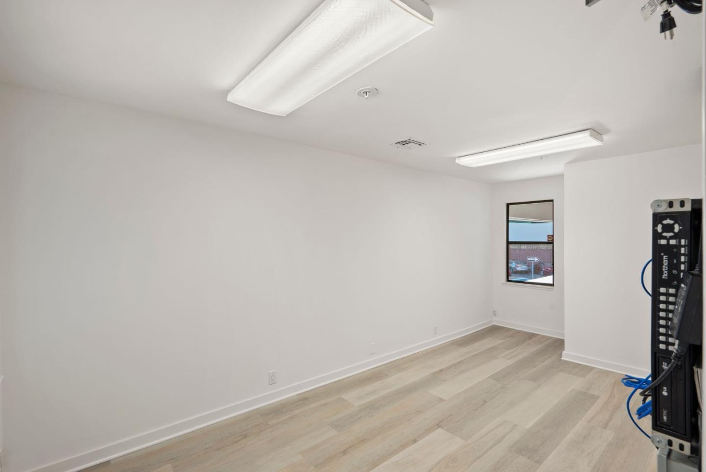 Detail Gallery Image 55 of 60 For 560 Waverley St, Palo Alto,  CA 94301 - – Beds | – Baths