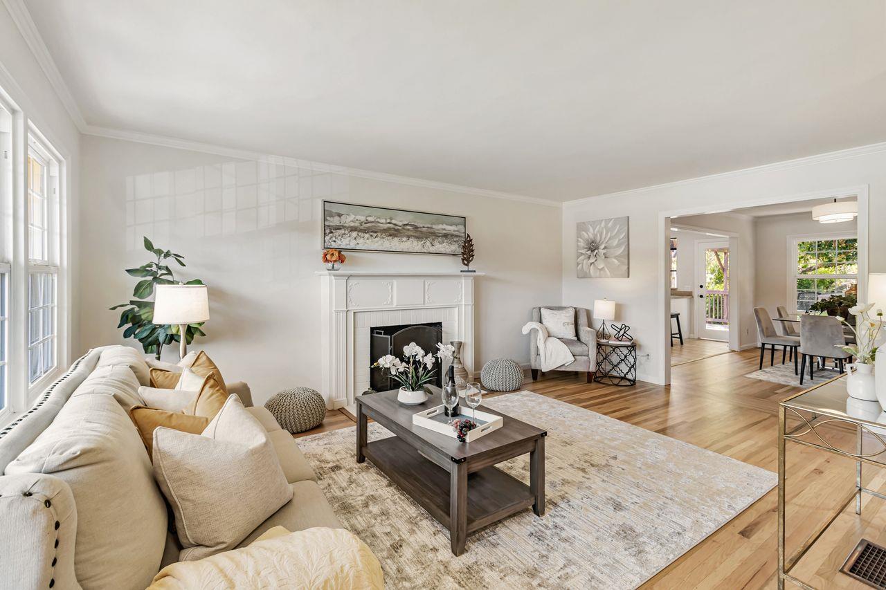 Detail Gallery Image 16 of 43 For 833 Alameda De Las Pulgas, Belmont,  CA 94002 - 2 Beds | 1 Baths