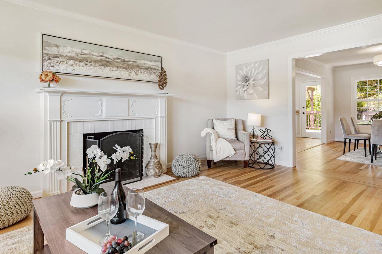 Detail Gallery Image 17 of 43 For 833 Alameda De Las Pulgas, Belmont,  CA 94002 - 2 Beds | 1 Baths
