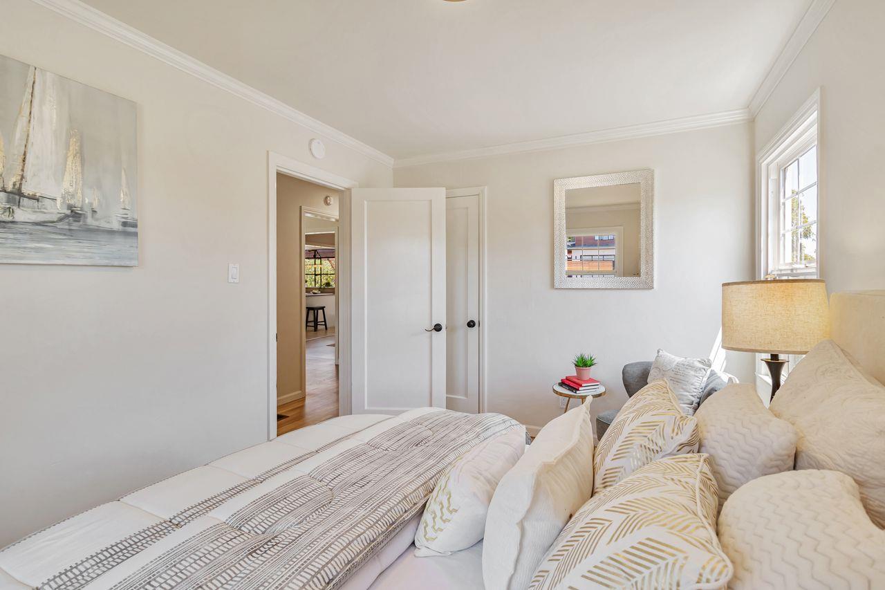 Detail Gallery Image 25 of 43 For 833 Alameda De Las Pulgas, Belmont,  CA 94002 - 2 Beds | 1 Baths