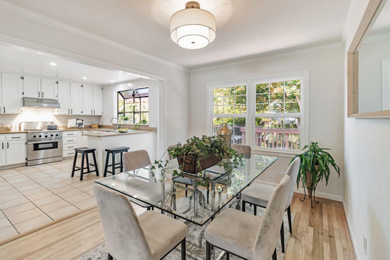Detail Gallery Image 7 of 43 For 833 Alameda De Las Pulgas, Belmont,  CA 94002 - 2 Beds | 1 Baths