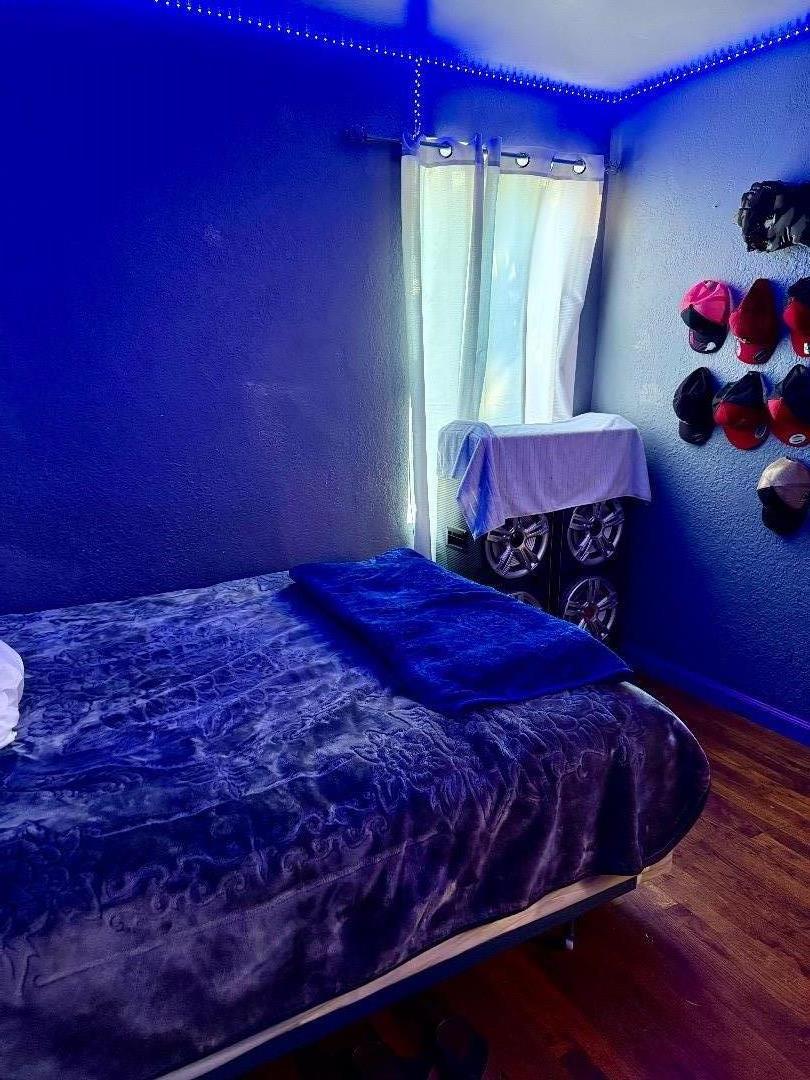Detail Gallery Image 6 of 9 For 2380 Ralmar Ave, East Palo Alto,  CA 94303 - 2 Beds | 1 Baths