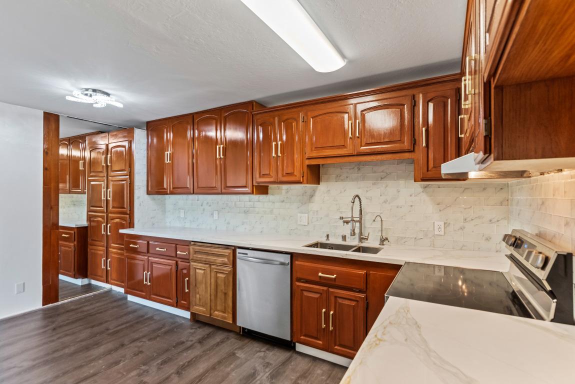 Detail Gallery Image 13 of 26 For 4425 Norwalk Dr #2,  San Jose,  CA 95129 - 2 Beds | 1/1 Baths