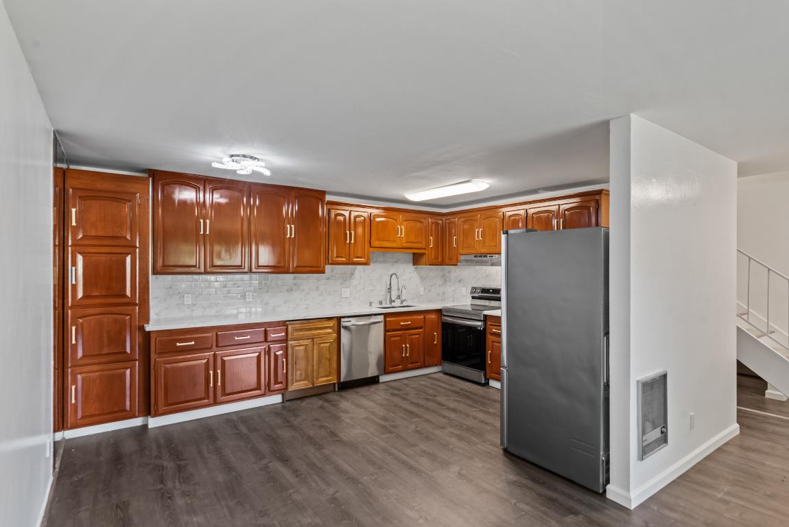 Detail Gallery Image 9 of 26 For 4425 Norwalk Dr #2,  San Jose,  CA 95129 - 2 Beds | 1/1 Baths