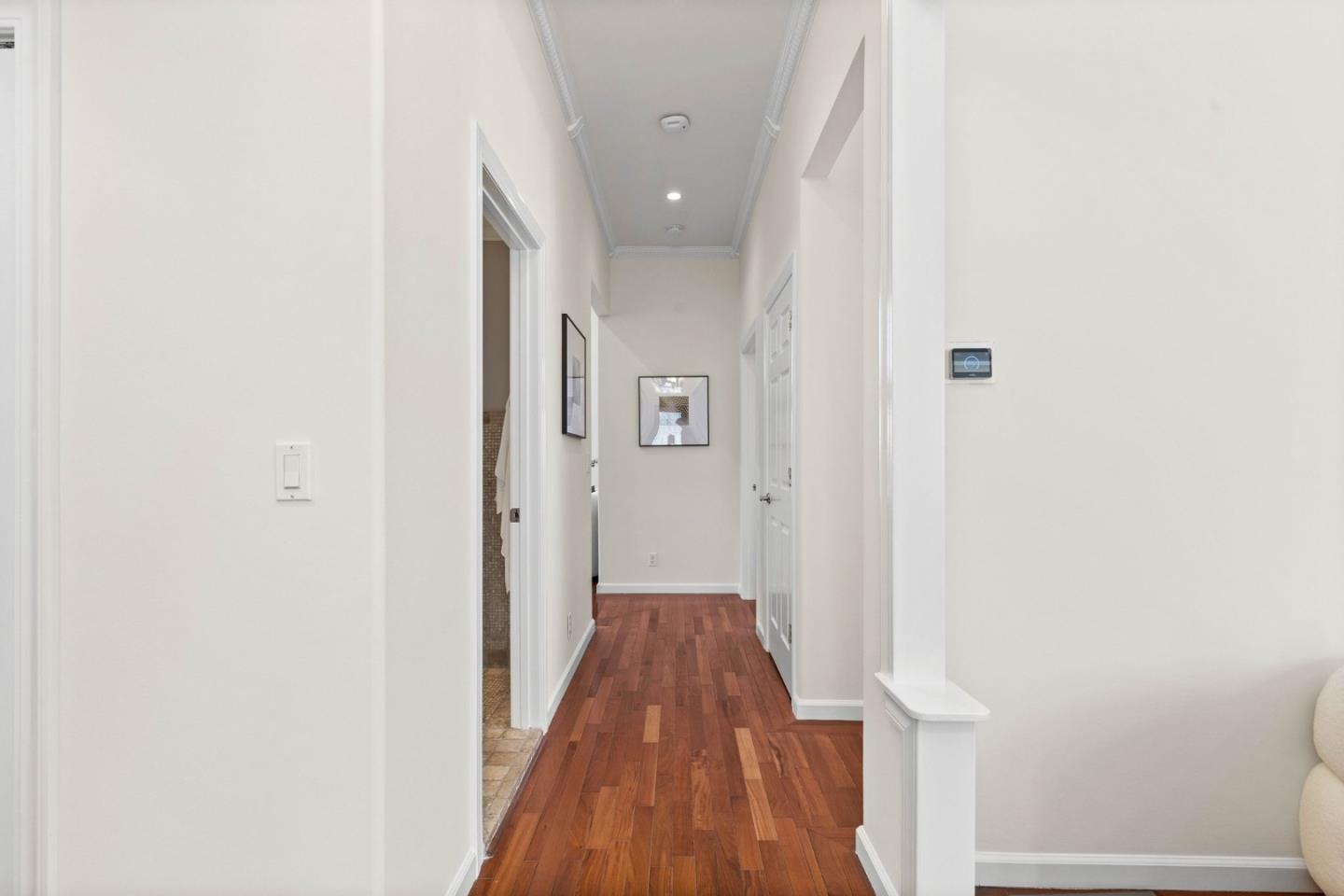 Detail Gallery Image 3 of 28 For 875 Sunset Dr, San Carlos,  CA 94070 - 3 Beds | 2/1 Baths