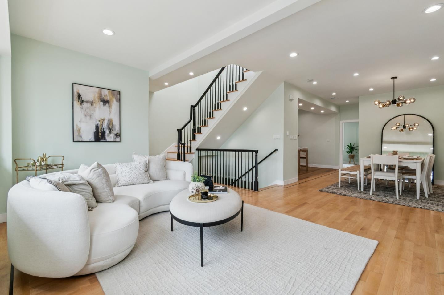 Detail Gallery Image 18 of 120 For 276 Seneca Ave, San Francisco,  CA 94112 - 5 Beds | 5 Baths