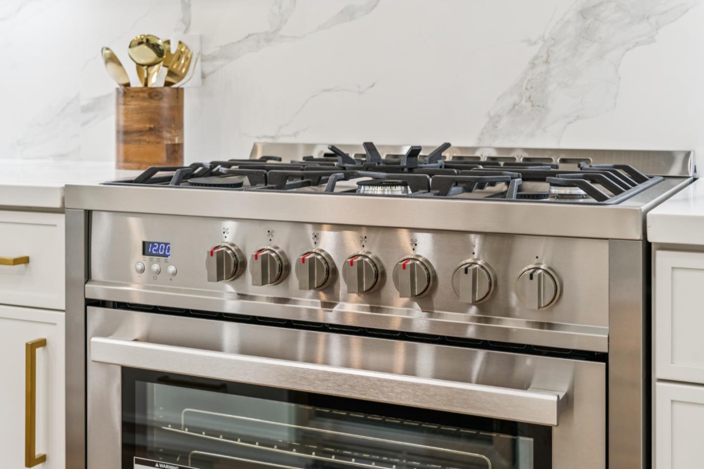 Detail Gallery Image 24 of 120 For 276 Seneca Ave, San Francisco,  CA 94112 - 5 Beds | 5 Baths