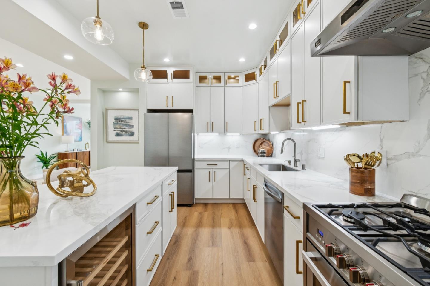 Detail Gallery Image 25 of 120 For 276 Seneca Ave, San Francisco,  CA 94112 - 5 Beds | 5 Baths