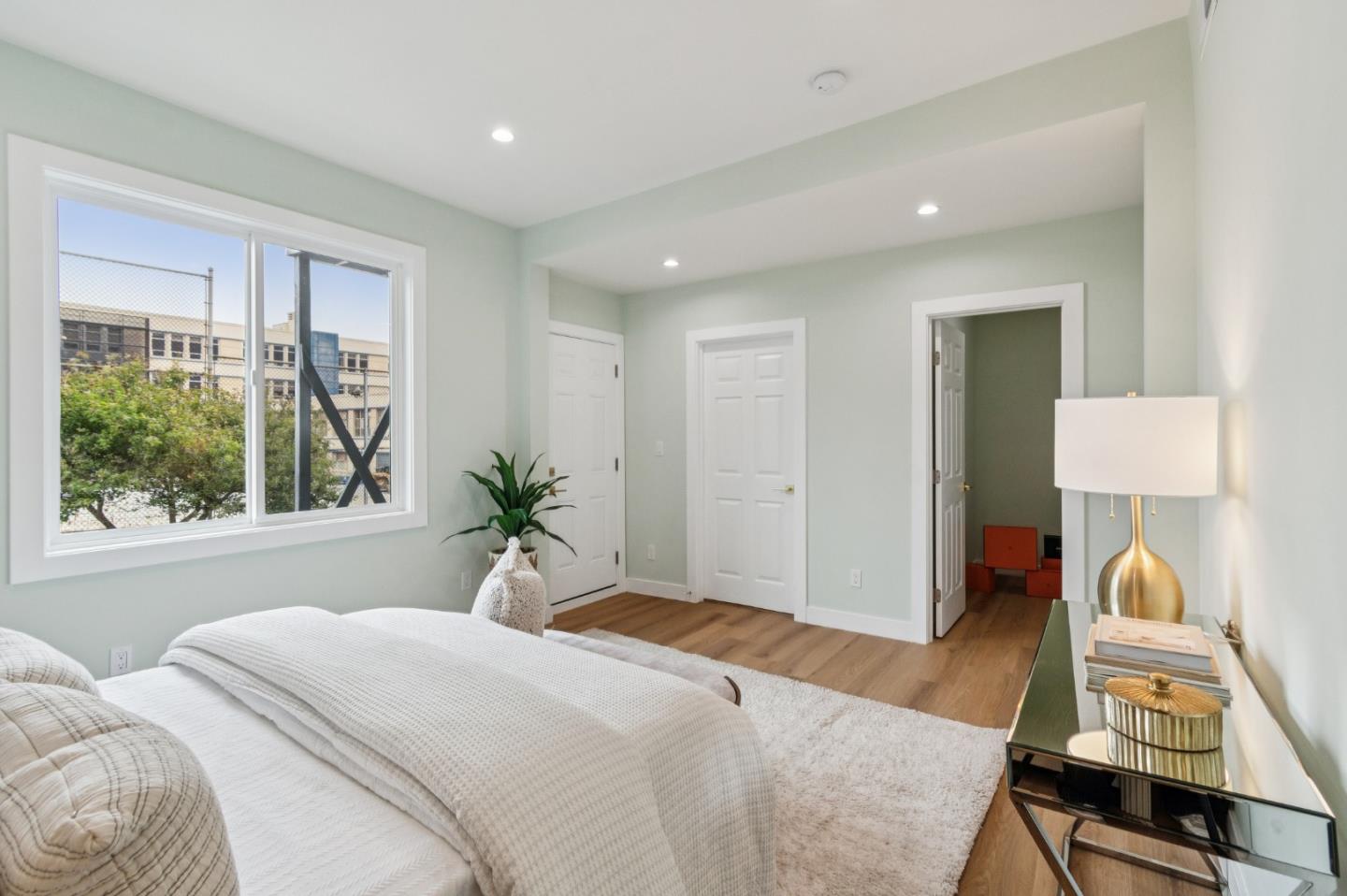 Detail Gallery Image 35 of 120 For 276 Seneca Ave, San Francisco,  CA 94112 - 5 Beds | 5 Baths
