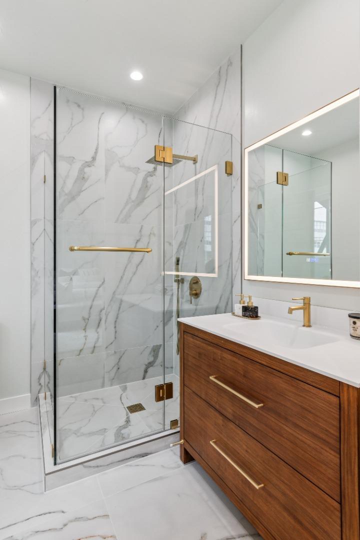 Detail Gallery Image 37 of 120 For 276 Seneca Ave, San Francisco,  CA 94112 - 5 Beds | 5 Baths