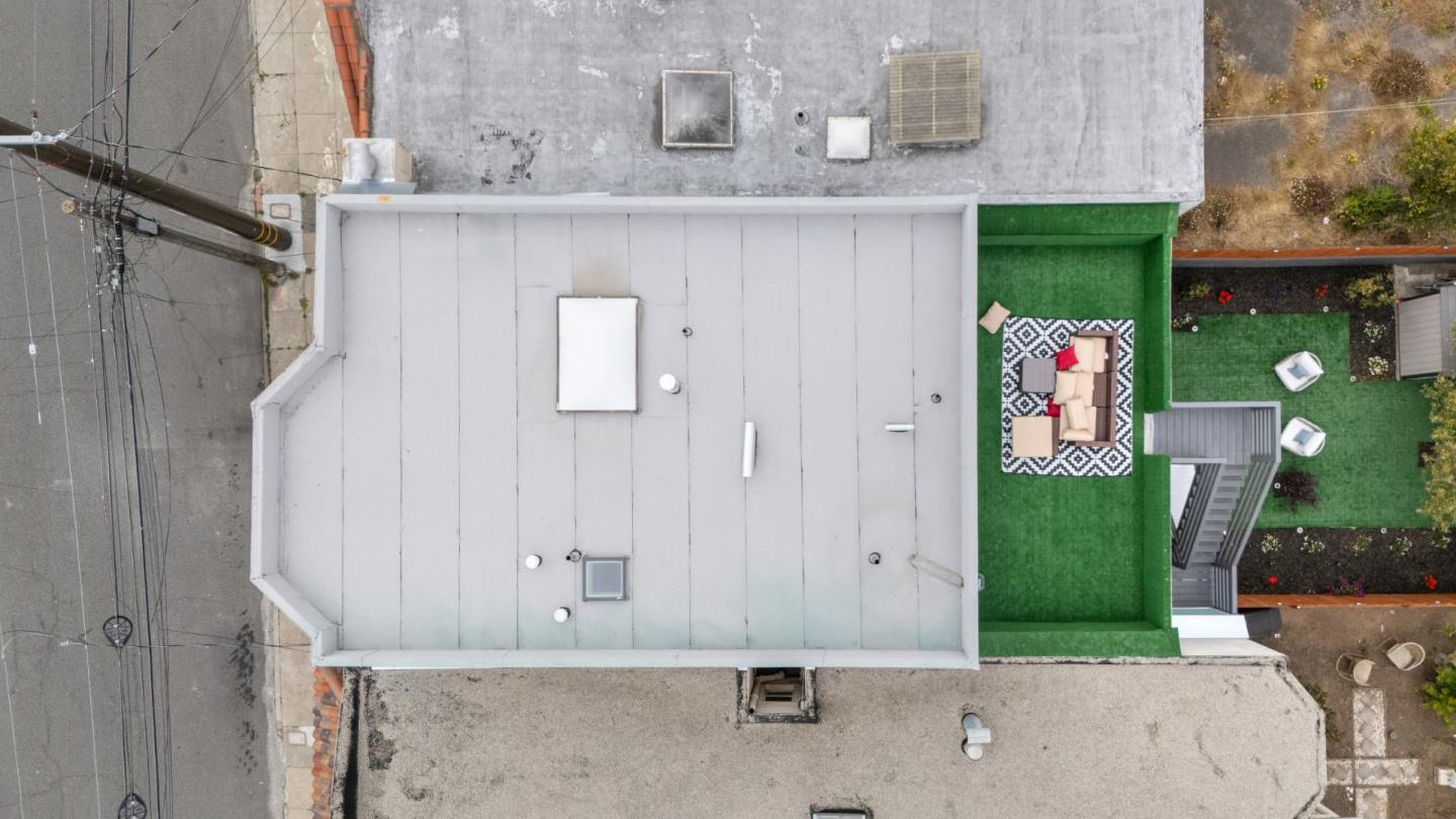 Detail Gallery Image 7 of 120 For 276 Seneca Ave, San Francisco,  CA 94112 - 5 Beds | 5 Baths