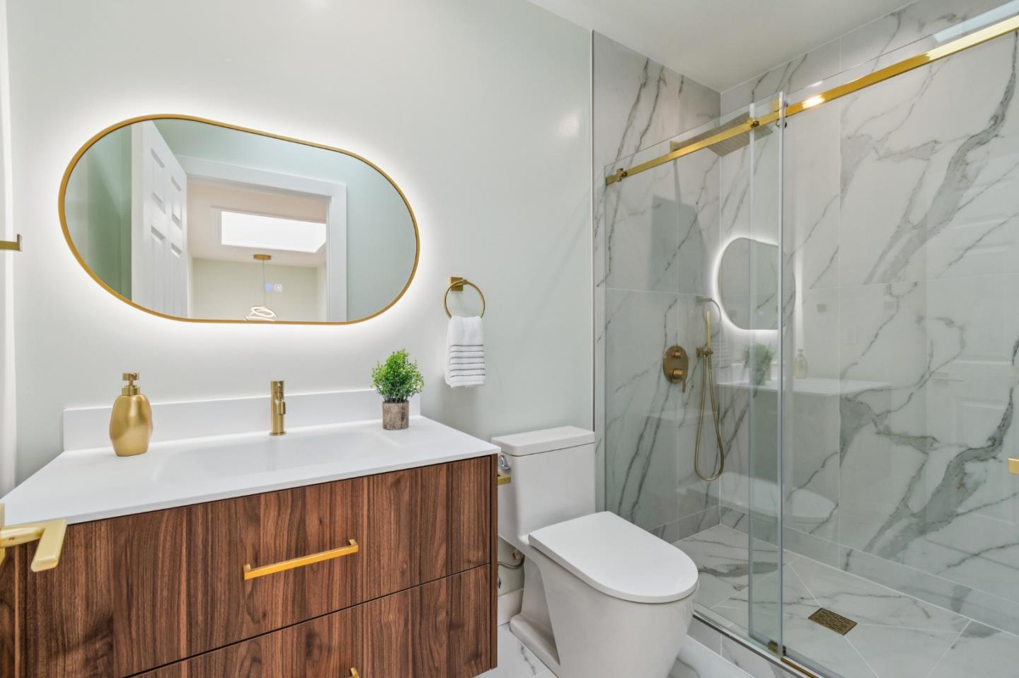 Detail Gallery Image 76 of 120 For 276 Seneca Ave, San Francisco,  CA 94112 - 5 Beds | 5 Baths