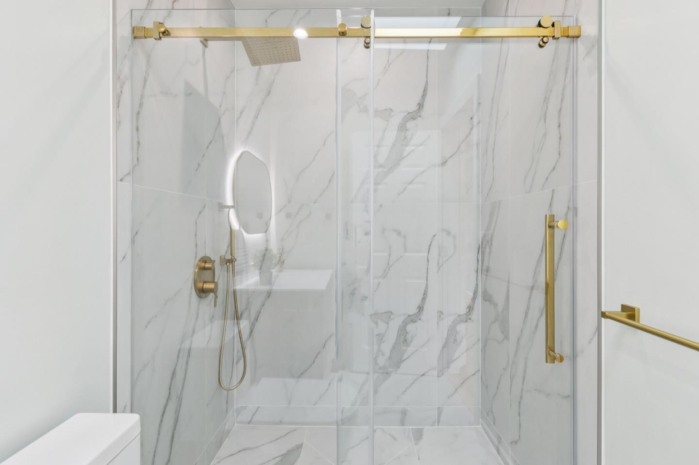 Detail Gallery Image 78 of 120 For 276 Seneca Ave, San Francisco,  CA 94112 - 5 Beds | 5 Baths