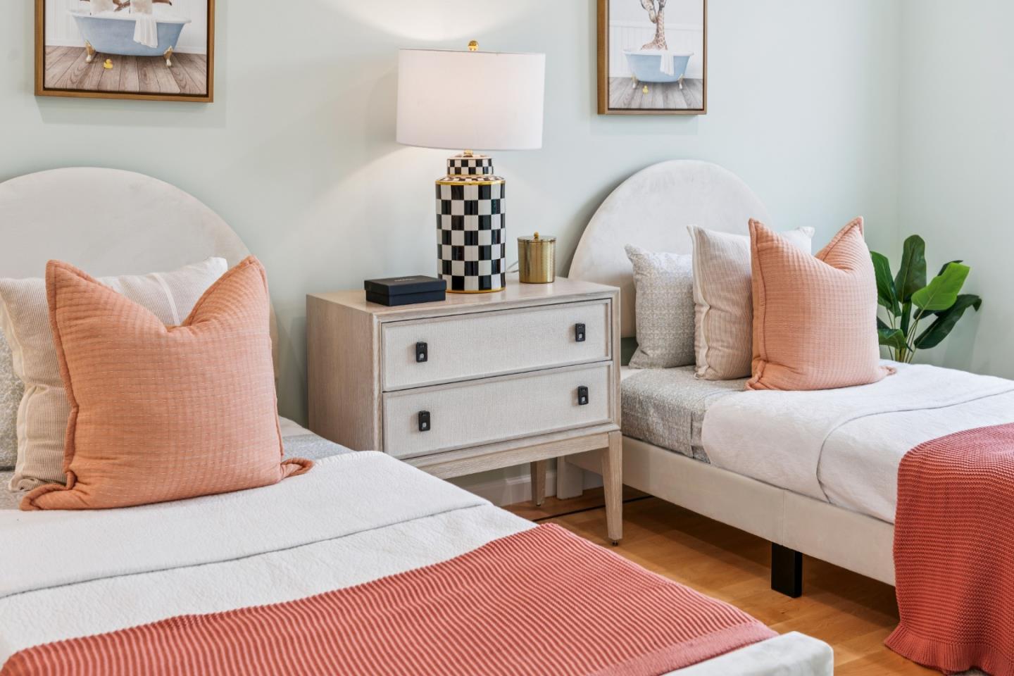 Detail Gallery Image 81 of 120 For 276 Seneca Ave, San Francisco,  CA 94112 - 5 Beds | 5 Baths