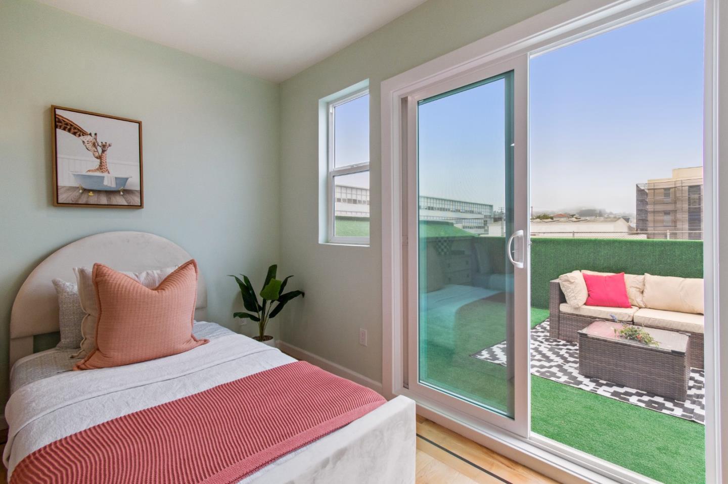 Detail Gallery Image 84 of 120 For 276 Seneca Ave, San Francisco,  CA 94112 - 5 Beds | 5 Baths