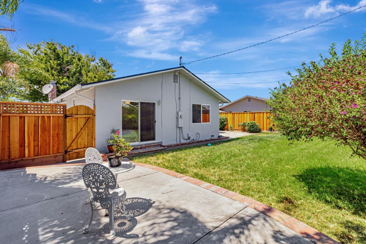 Detail Gallery Image 30 of 35 For 4848 Anna Dr, San Jose,  CA 95124 - 3 Beds | 2 Baths