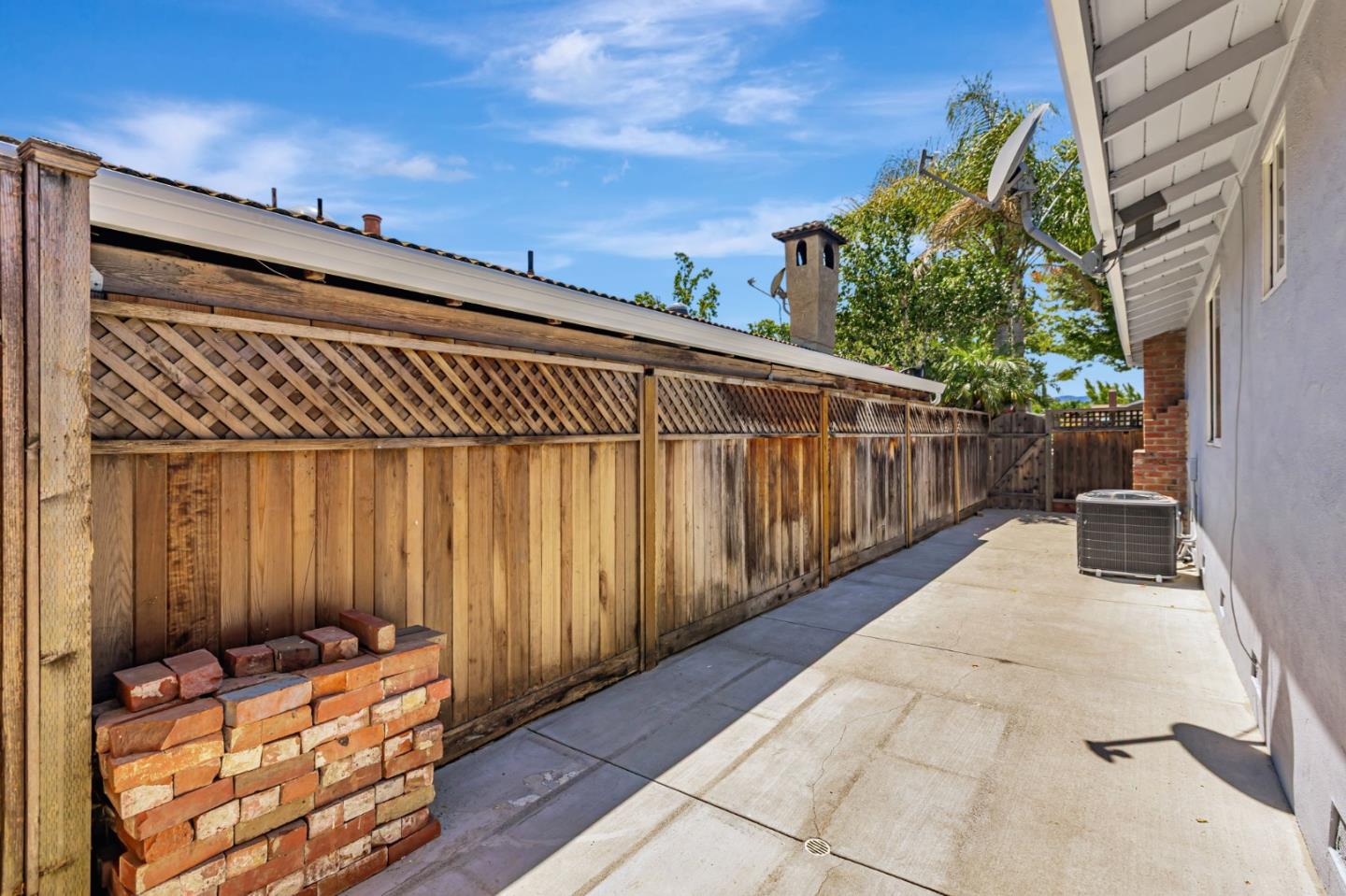 Detail Gallery Image 33 of 35 For 4848 Anna Dr, San Jose,  CA 95124 - 3 Beds | 2 Baths