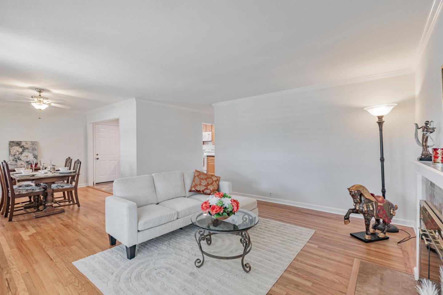 Detail Gallery Image 5 of 35 For 4848 Anna Dr, San Jose,  CA 95124 - 3 Beds | 2 Baths