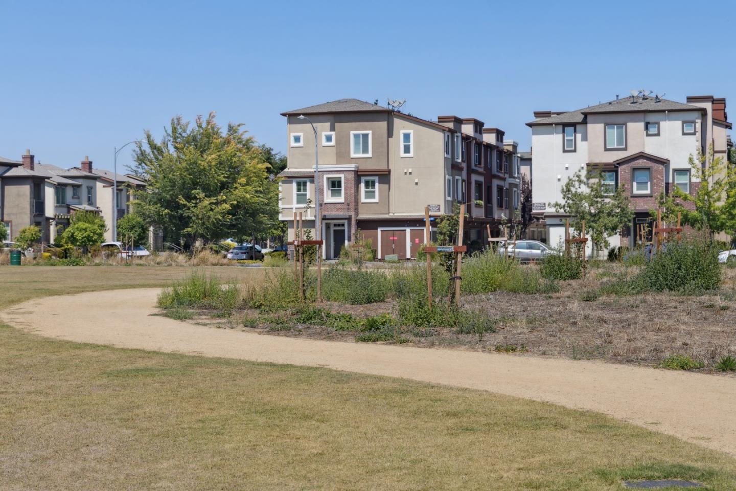Detail Gallery Image 15 of 16 For 1378 Shore Dr, San Jose,  CA 95131 - 2 Beds | 2 Baths