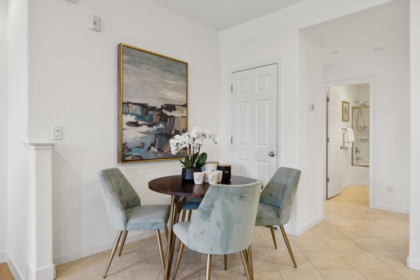 Detail Gallery Image 5 of 16 For 1378 Shore Dr, San Jose,  CA 95131 - 2 Beds | 2 Baths