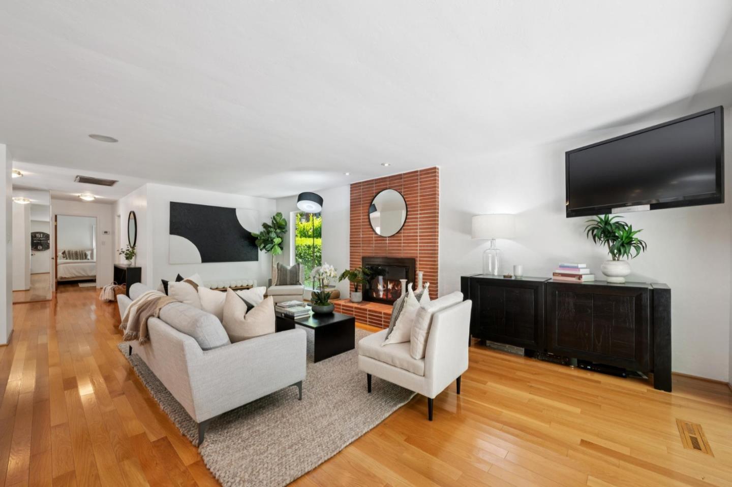 Detail Gallery Image 11 of 43 For 4 Corte Camellia, Millbrae,  CA 94030 - 2 Beds | 1/1 Baths